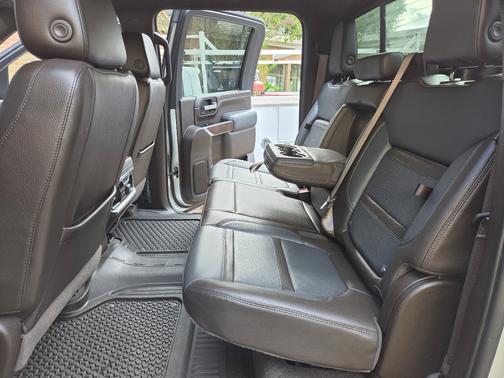 Silver 2023 GMC Sierra 2500 Denali