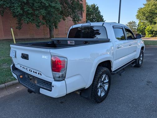 White 2018 Toyota Tacoma Limited