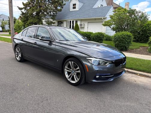 2017 BMW 330e iPerformance