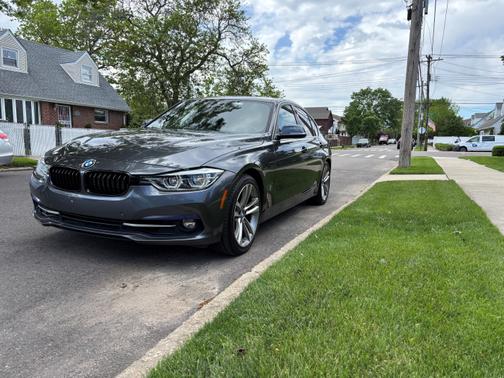2017 BMW 330e iPerformance