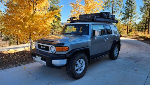 Silver 2009 Toyota FJ Cruiser Base