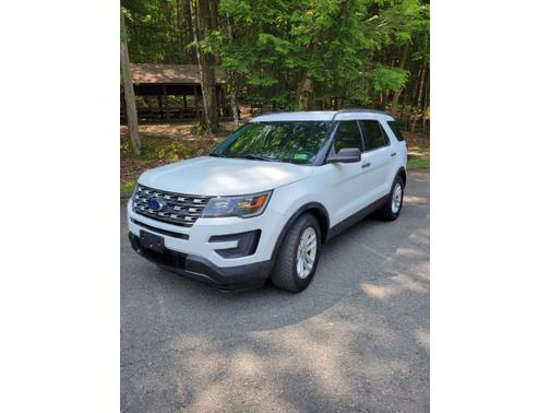 2016 Ford Explorer Base