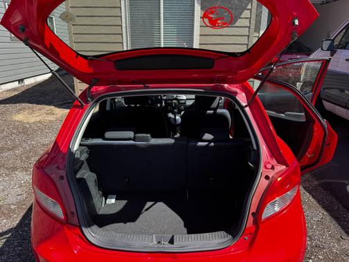 2012 Mazda Mazda2 Sport