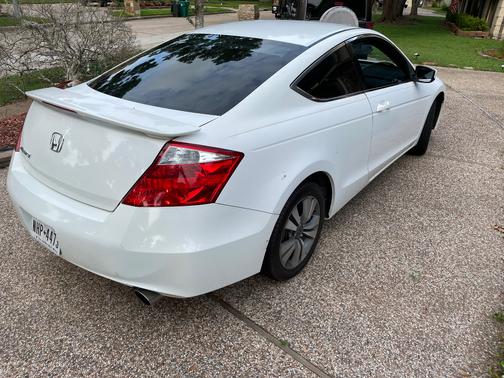White 2010 Honda Accord LX-S