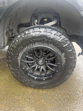 Black 2010 Ford F-150 XLT SuperCrew