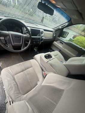 Black 2010 Ford F-150 XLT SuperCrew