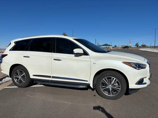 2018 INFINITI QX60 Base