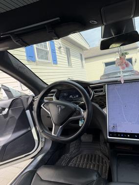 White 2017 Tesla Model S 75