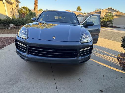 2020 Porsche Cayenne Cayenne