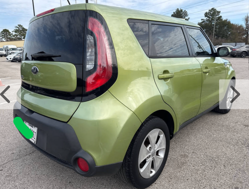 Green 2015 Kia Soul Base