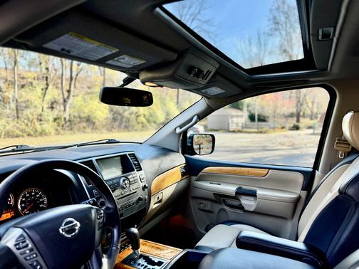 2013 Nissan Armada Platinum