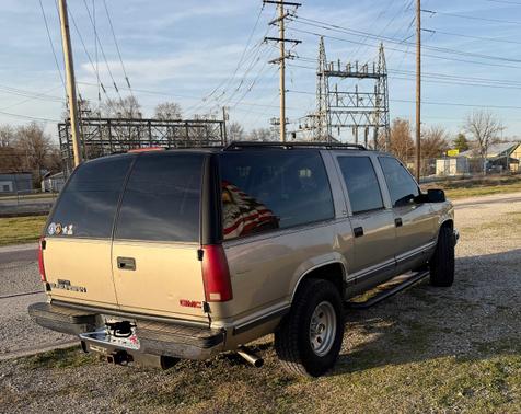 1999 GMC Suburban 1500