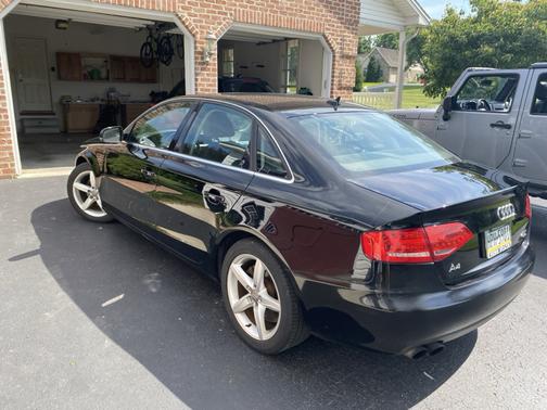 2010 Audi A4 2.0T Premium quattro