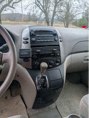 2006 Toyota Sienna LE