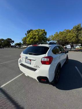 White 2015 Subaru XV Crosstrek 2.0i Limited