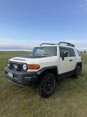 White 2008 Toyota FJ Cruiser Base