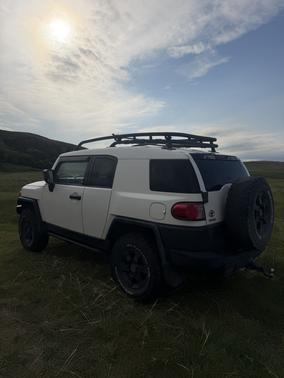 White 2008 Toyota FJ Cruiser Base