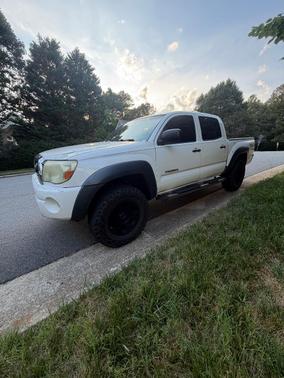 White 2008 Toyota Tacoma Double Cab