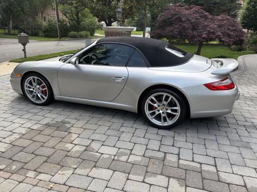 2006 Porsche 911 Carrera Cabriolet