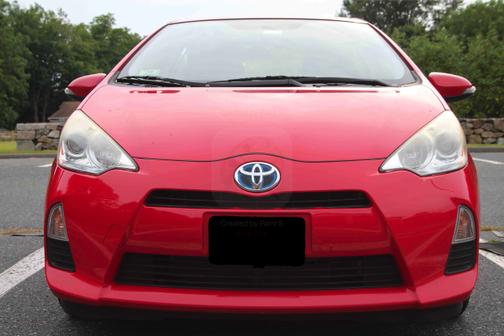 2013 Toyota Prius c Two