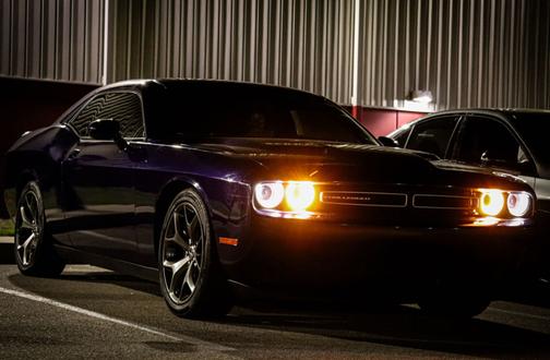 Blue 2015 Dodge Challenger SXT