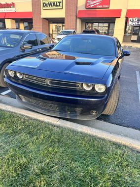 Blue 2015 Dodge Challenger SXT