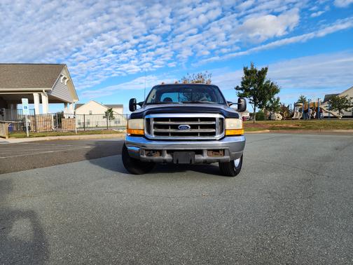 1999 Ford F-250 XL SuperCab Super Duty