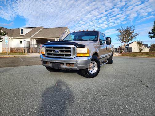 1999 Ford F-250 XL SuperCab Super Duty