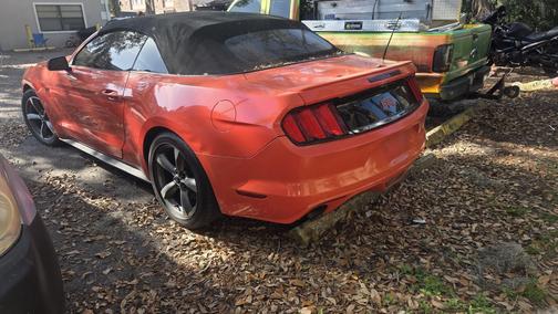 2016 Ford Mustang V6
