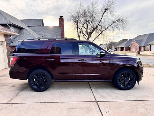 Red 2020 Ford Expedition Platinum