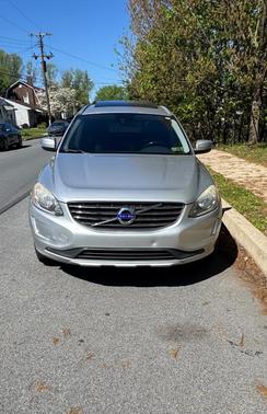 Silver 2015 Volvo XC60 T6
