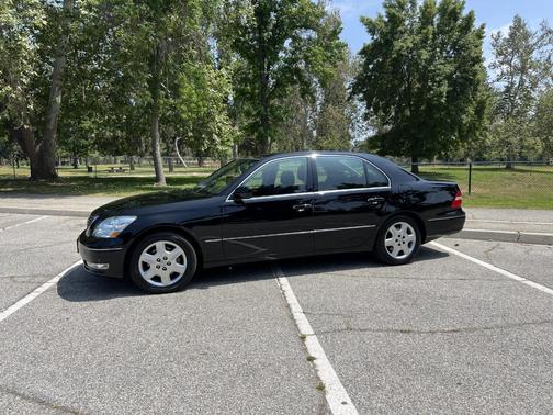 2004 Lexus LS 430 Base