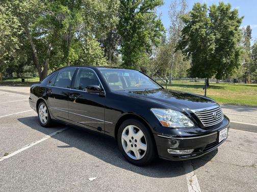 2004 Lexus LS 430 Base