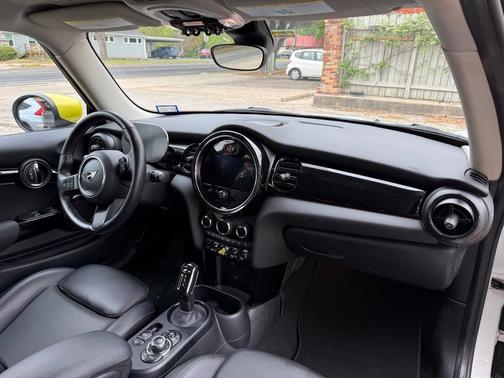 2022 MINI SE Hardtop Cooper