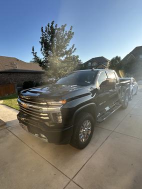 Black 2023 Chevrolet Silverado 2500 High Country
