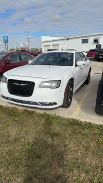 White 2016 Chrysler 300 S
