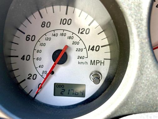 Silver 2000 Toyota MR2 Spyder