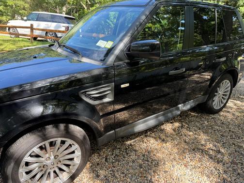 Black 2010 Land Rover Range Rover Sport HSE