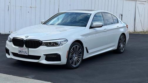 White 2019 BMW 530e iPerformance