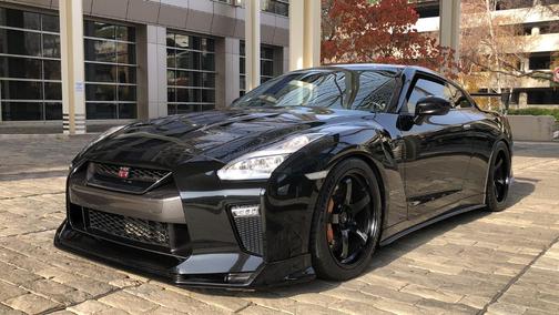 Black 2018 Nissan GT-R Premium