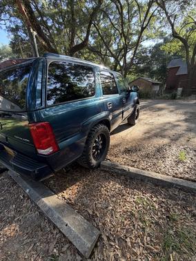 Blue 2006 Cadillac Escalade Base