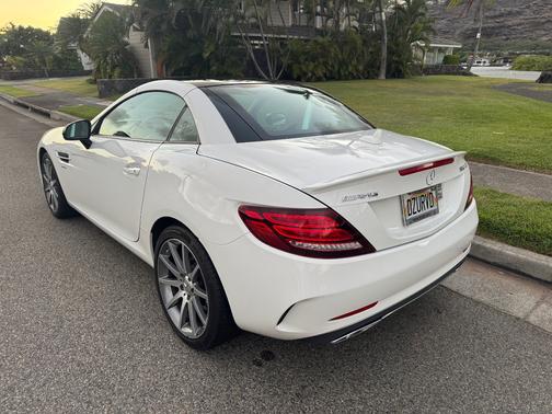 2018 Mercedes-Benz AMG SLC 43 Base
