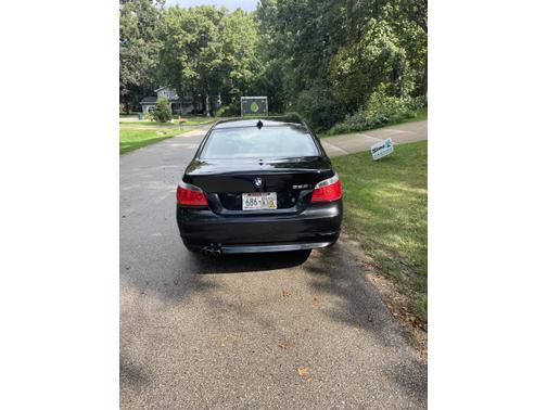 2004 BMW 525 i