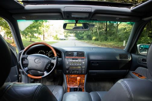 Silver 2000 Lexus LS 400 LS