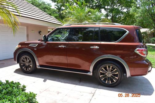 2017 Nissan Armada Platinum