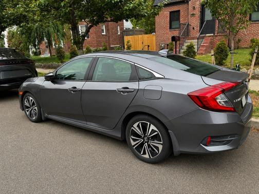 Gray 2017 Honda Civic EX-T