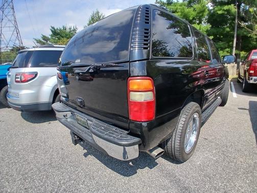 Black 2002 GMC Yukon SLT