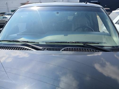 Black 2002 GMC Yukon SLT
