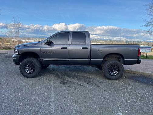 Gray 2004 Dodge Ram 2500 Laramie Quad Cab