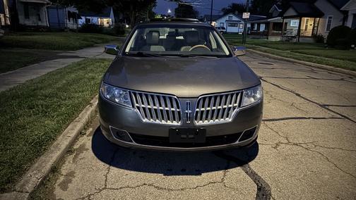 2011 Lincoln MKZ Base